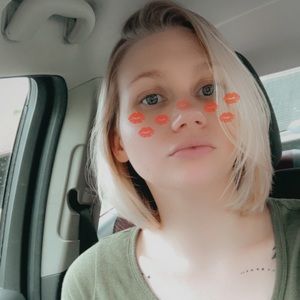 Meet your Posher, Brianna